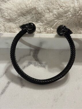 Men's Black Twisted Cable Cuff Bracelet with Skull End Caps